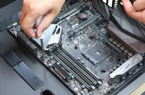 Win7旗艦版系統電腦啟動不了怎么辦？