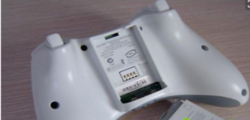 Win10專業版電腦怎么連接XBOX360無線手柄？