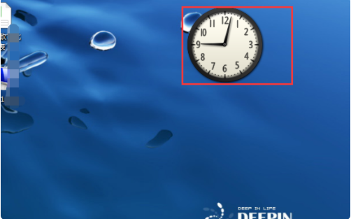 Win10系統怎么在電腦桌面顯示時間？
